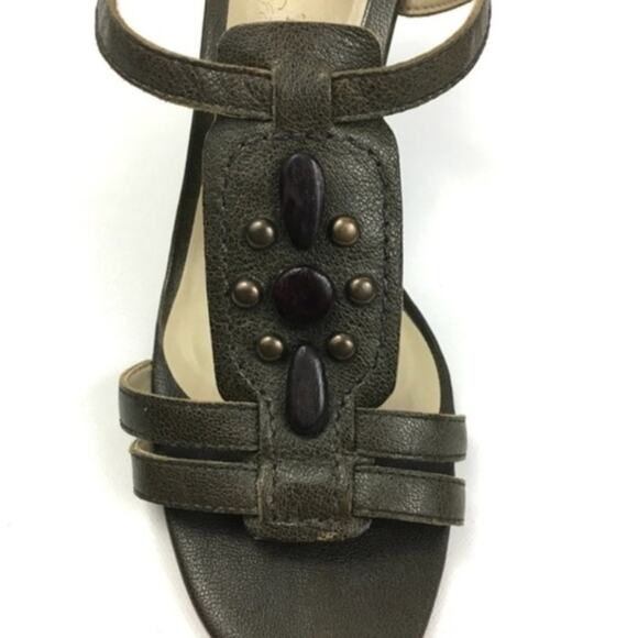 Talbots T-Strap Sandals Wood + Brass Beaded 3" Heels Olive Green sz 8.5 B - Picture 11 of 16